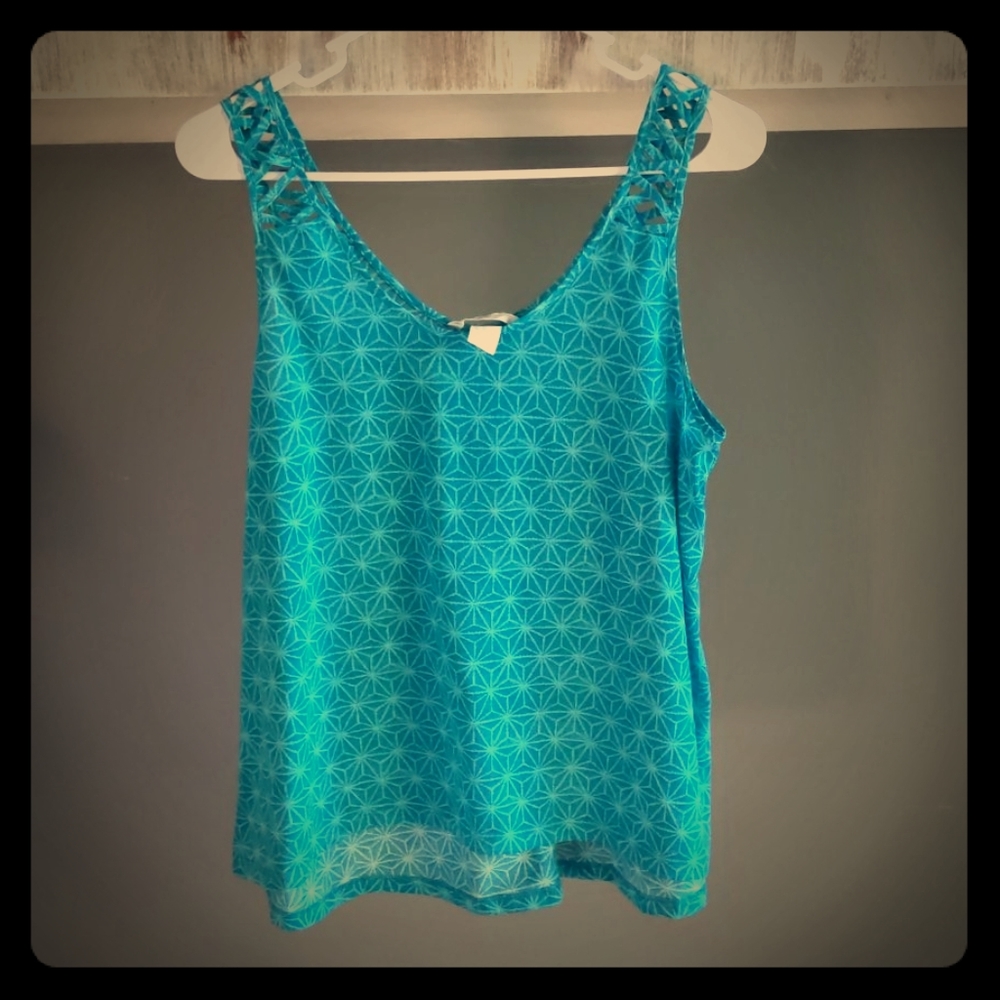 Cute flowy h&M tank top